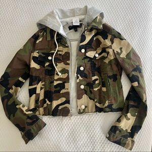 Veronica Beard Cropped Camouflaged Hoodie Jacket